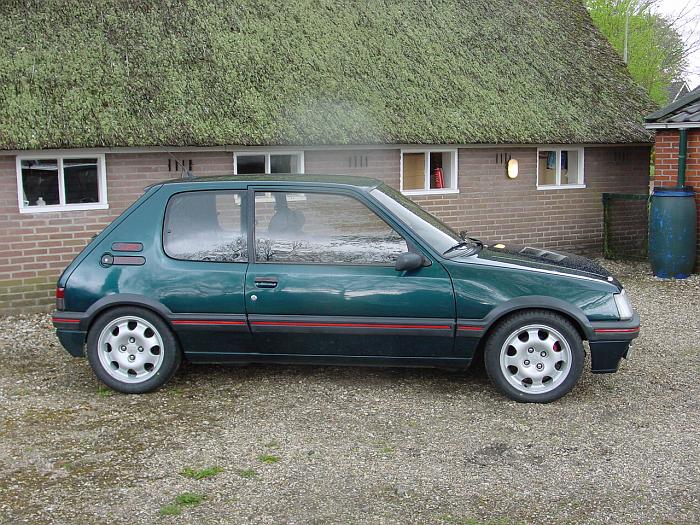 205 GTi (16)